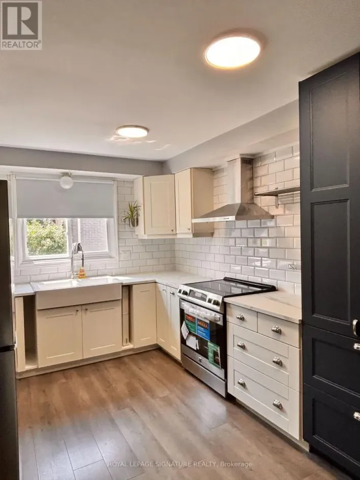 35 - 41 NADIA PLACE, Oakville