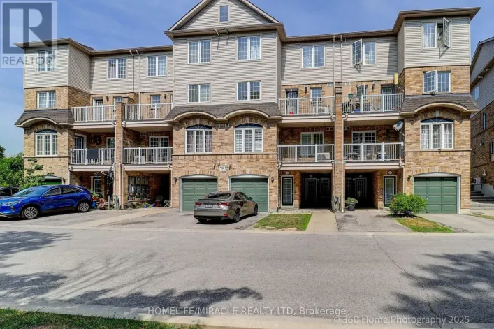 35 - 42 PINERY TRAIL, Toronto
