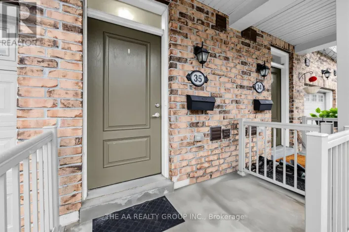 35 - 50 EDINBURGH DRIVE W, Brampton