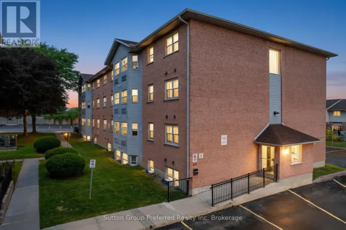 35 - 64 HIAWATHA ROAD, Woodstock