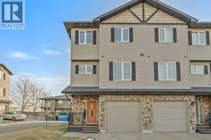 35, 762 Heritage Boulevard W, Lethbridge