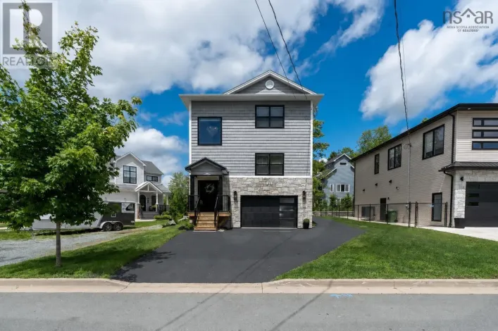35 Angel Court, Dartmouth
