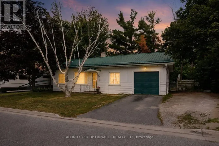 35 CLIFTON STREET, Kawartha Lakes