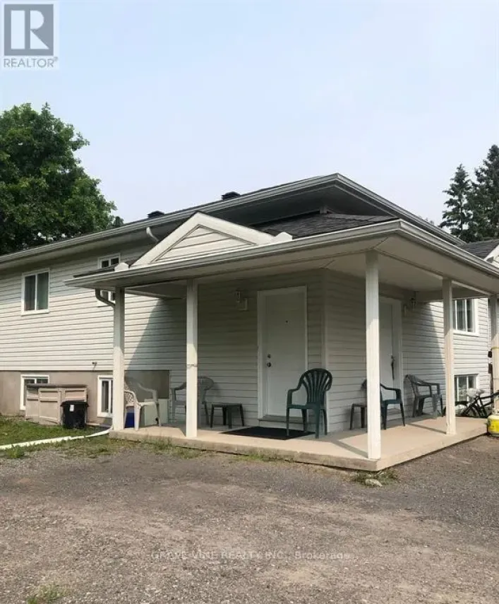 35 CLOVERLOFT COURT, Ottawa