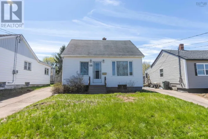 35 East Pleasant Street, Amherst