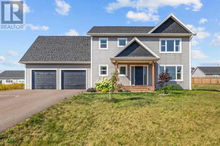 House for sale: 35 East Royalty Road, Charlottetown