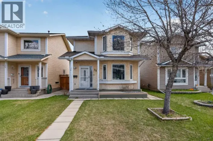 35 Erin Green Place SE, Calgary