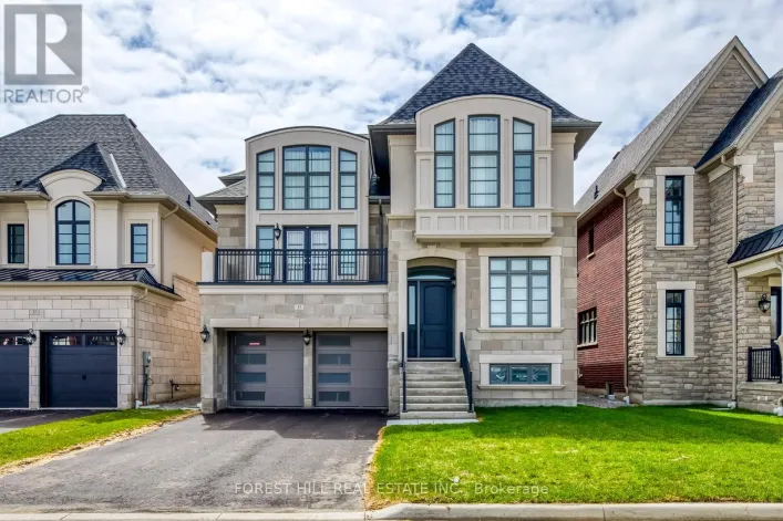 35 GIANVITO CRESCENT, King