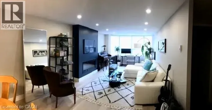 35 GREEN VALLEY Drive Unit# 502, Kitchener