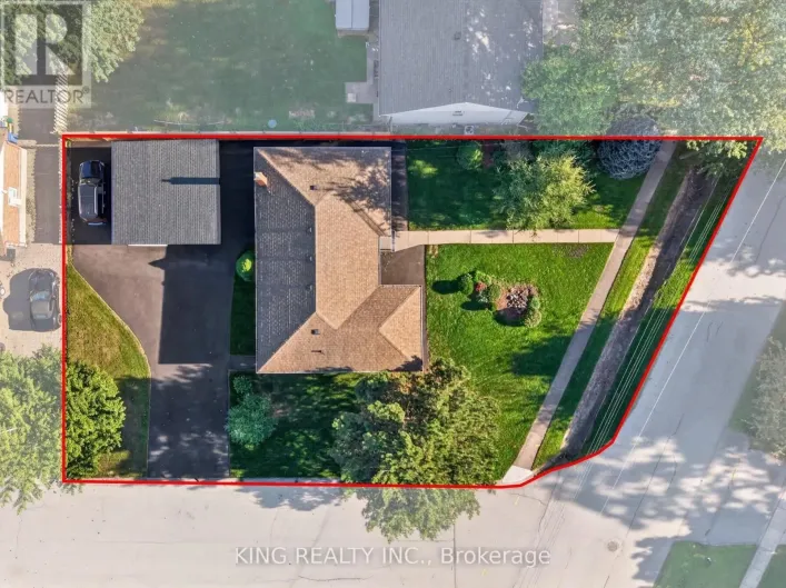 House for sale: 35 HEWKO STREET, St. Catharines