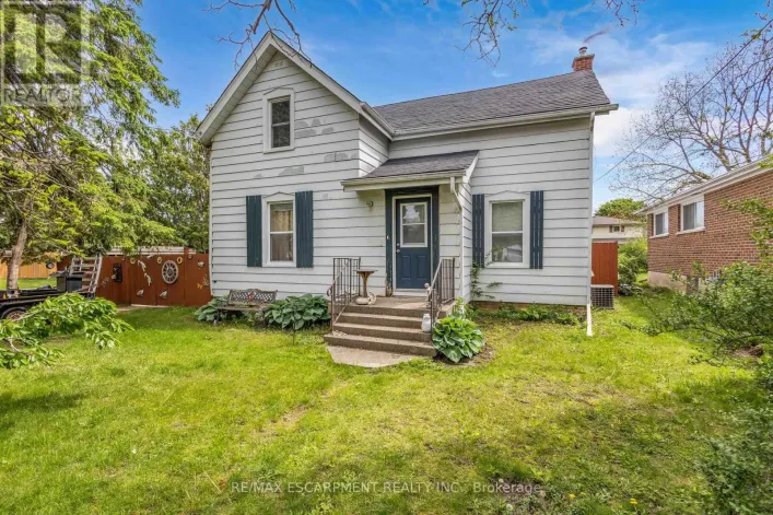 35 JAMES AVENUE, Brantford