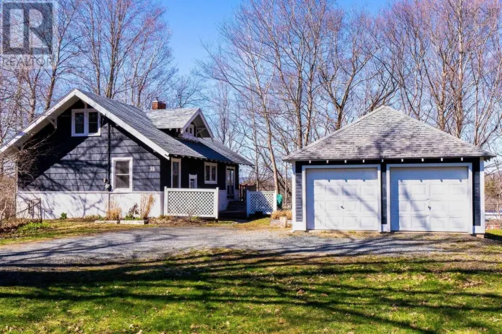 35 King Street, Kentville