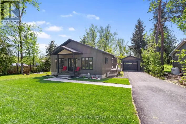 35 LESLIE FROST LANE, Kawartha Lakes