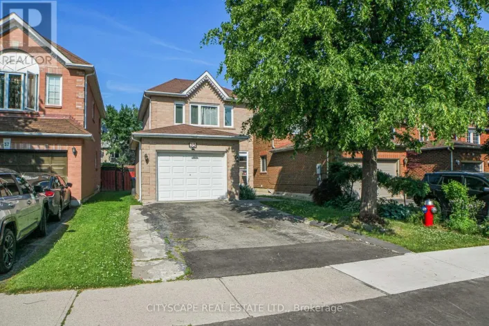 35 LETTY AVENUE, Brampton