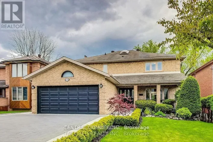 35 MACKAY DRIVE, Richmond Hill