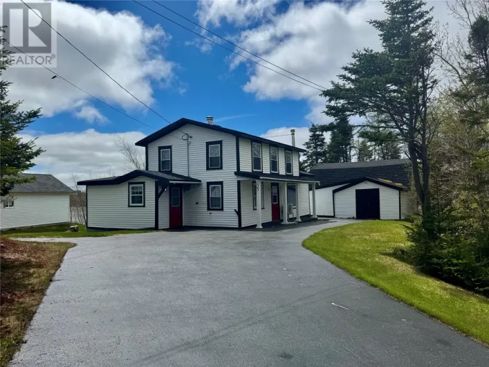 35 Main Road, North Harbour