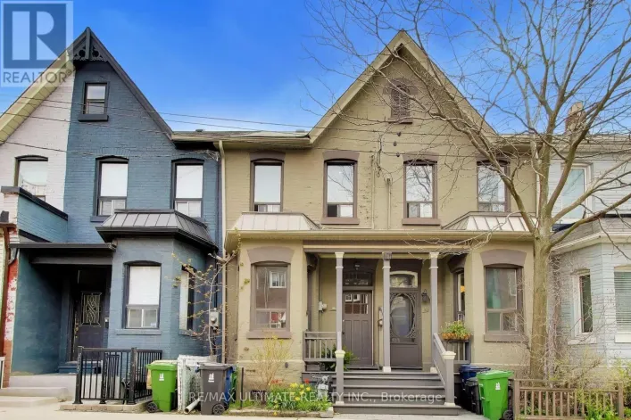 35 MANNING AVENUE, Toronto