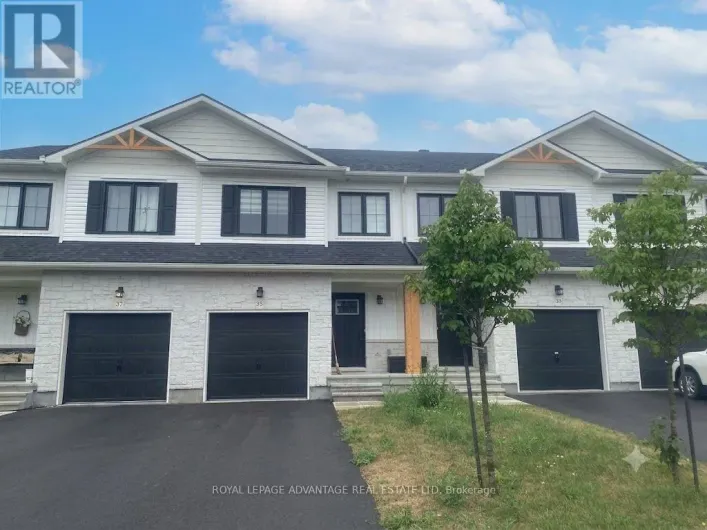 35 MARGARET GRAHAM TERRACE, Smiths Falls