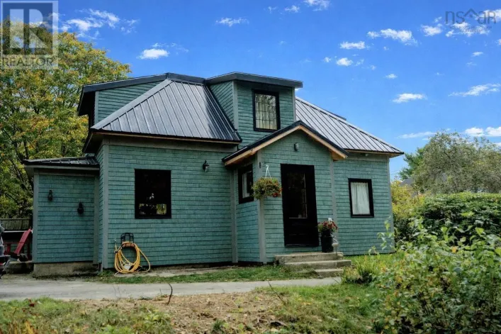 35 Mcdonald Road, White Point