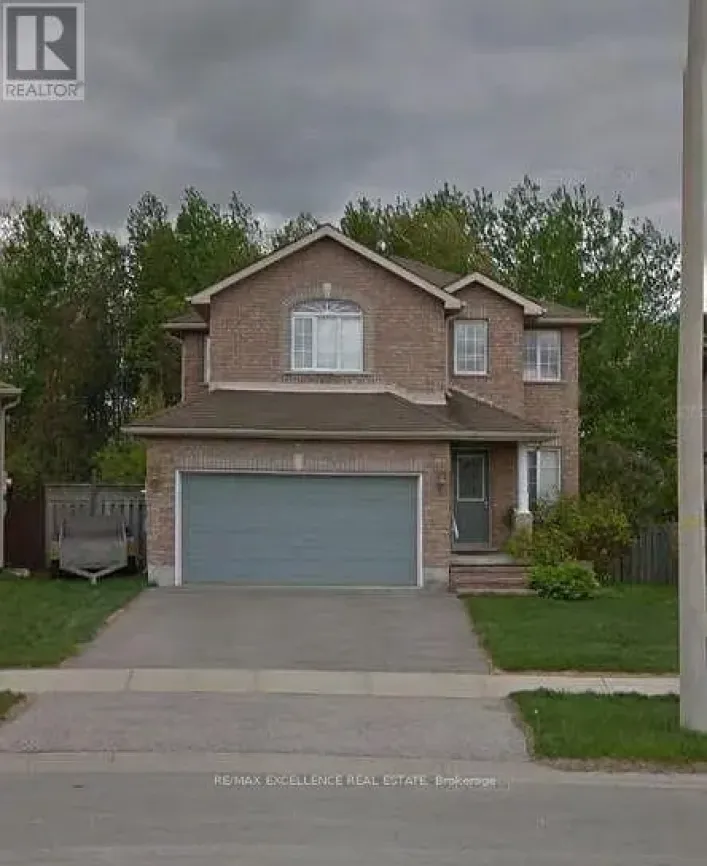 35 MCKENZIE CRESCENT, Barrie