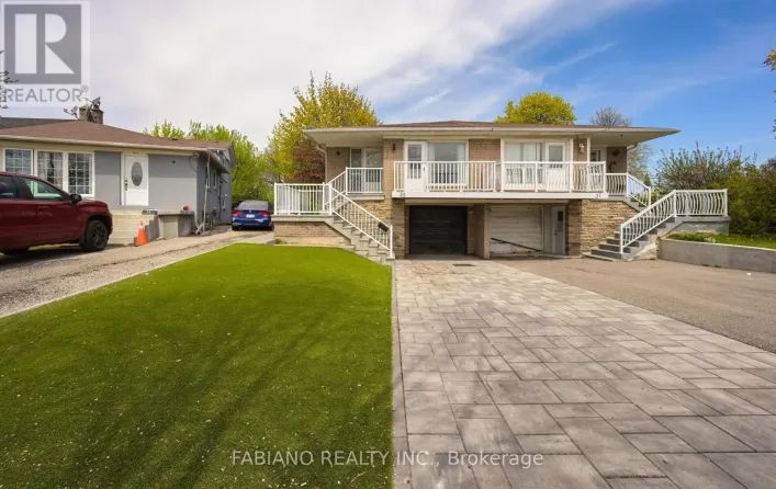35 MURCHISON CRESCENT, Toronto