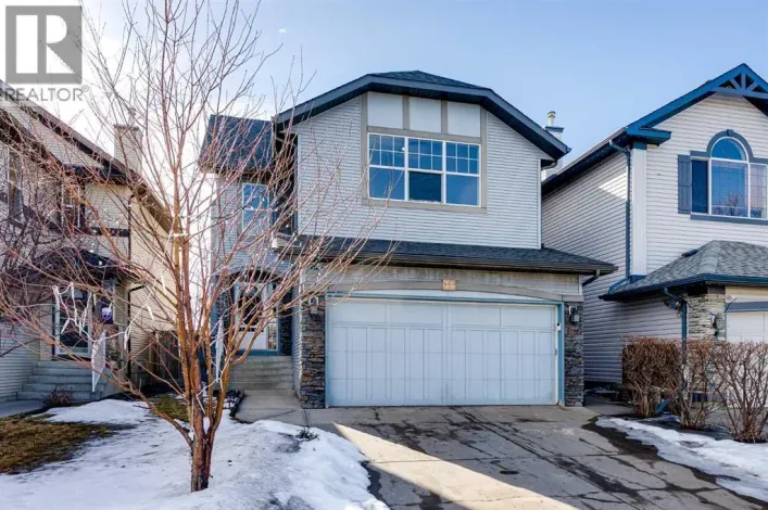 35 New Brighton Manor SE, Calgary