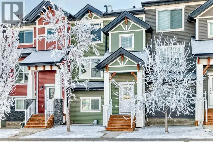 35 Nolan Hill Boulevard, Calgary