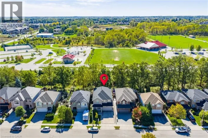 35 PANTANO Drive, Hamilton