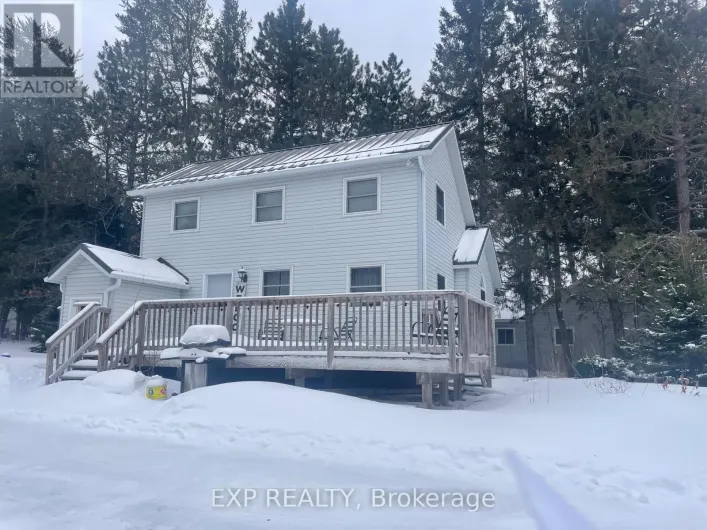 35 PARADISE ROAD, South Algonquin