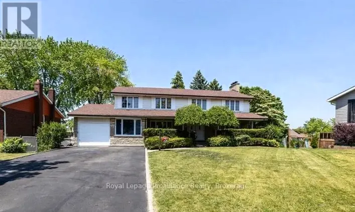 House for sale: 35 PATRICK STREET, Quinte West