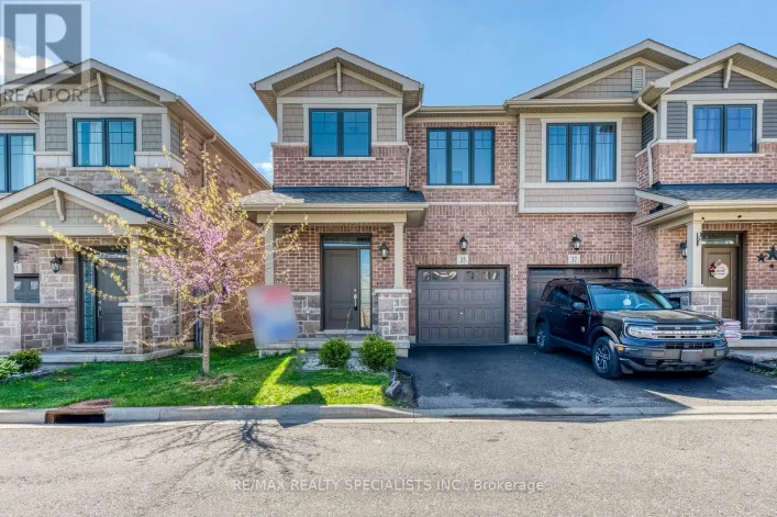 35 PELICAN LANE, Hamilton
