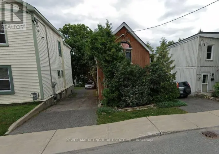 35 PINHEY STREET, Ottawa