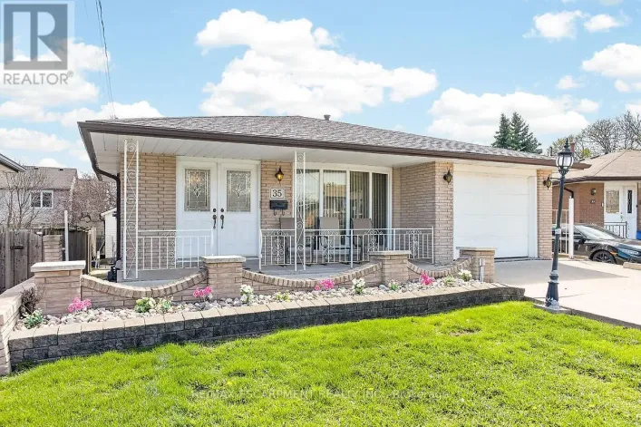 35 RANGEVIEW COURT, Hamilton