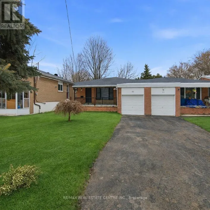 35 REGATTA CRESCENT, Toronto