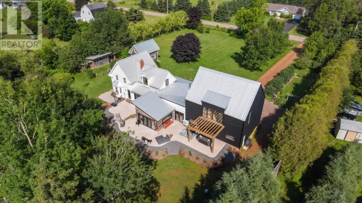 35 Richard Douglas Drive, Mermaid