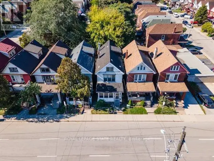 35 SHERMAN AVENUE N, Hamilton