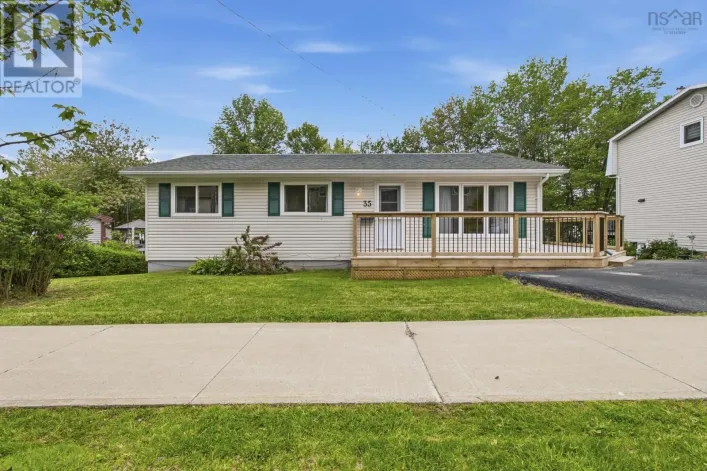 35 Smokey Drive, Lower Sackville