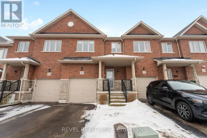 35 SUNSET WAY, Thorold