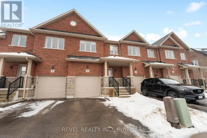 35 SUNSET WAY, Thorold