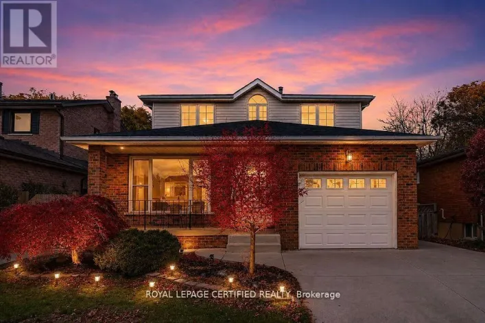 35 TRENHOLME CRESCENT, Hamilton