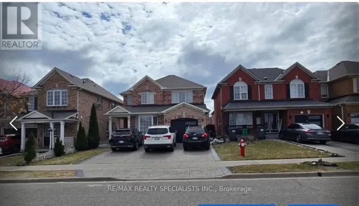35 TRIPLE CROWN DRIVE, Brampton