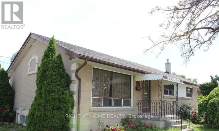 House for rent: 35 WARNICA AVENUE, Toronto