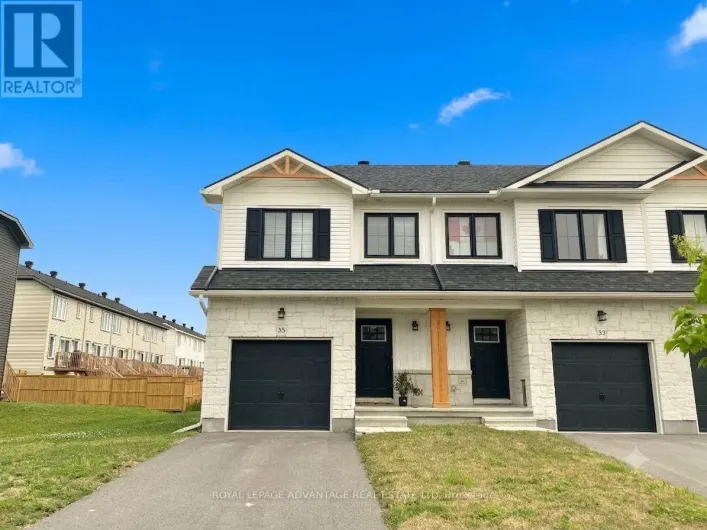 35 WHITCOMB CRESCENT, Smiths Falls