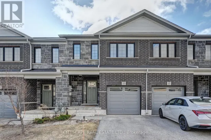 35 WOODEDGE CIRCLE, Kitchener