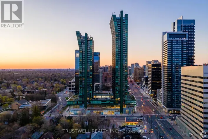 350 - 4750 YONGE STREET, Toronto