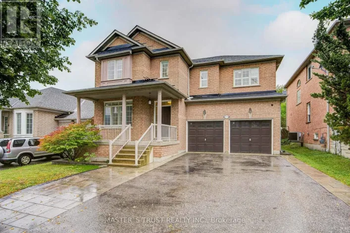 350 COACHWHIP TRAIL, Newmarket