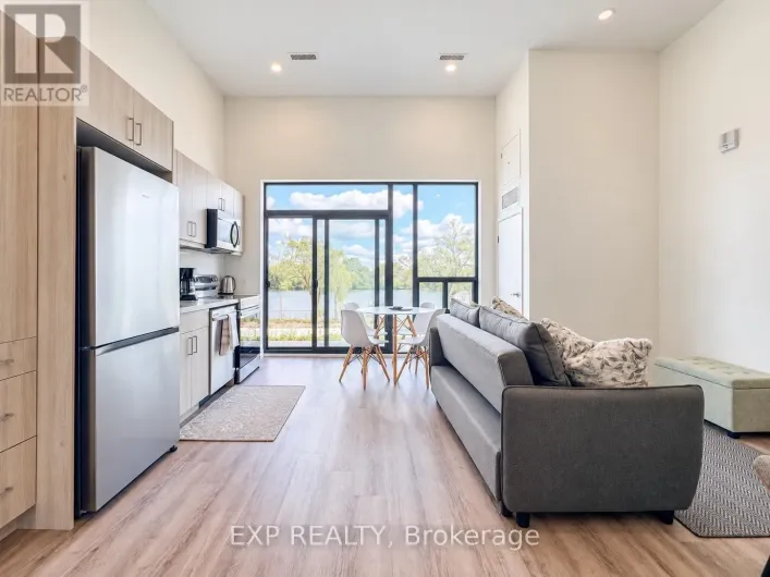 350 PRINCE CHARLES DRIVE S, Welland