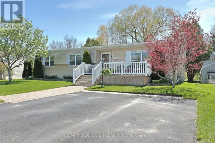 350 SHANNON BOULEVARD, South Huron