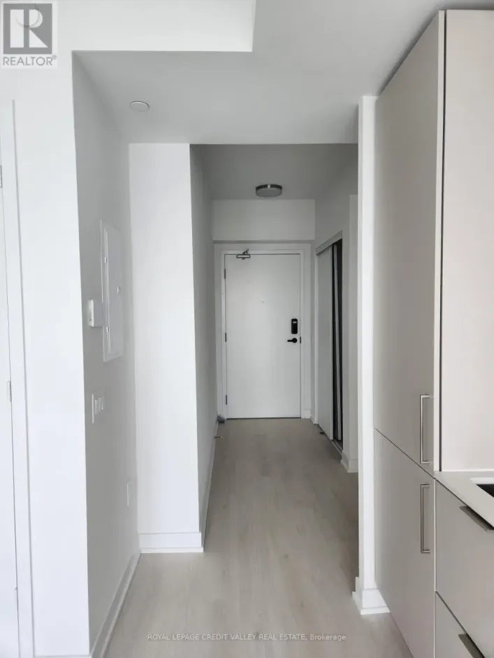 3502 - 3900 CONFEDERATION PARKWAY E, Mississauga