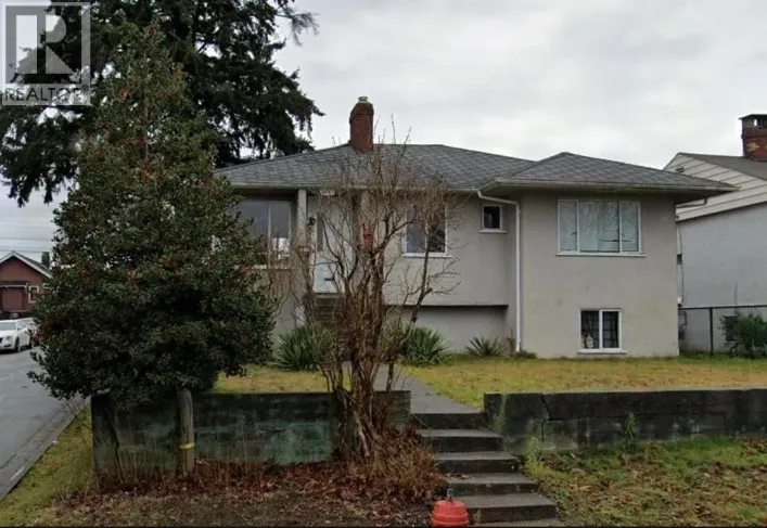 3507 MONMOUTH AVENUE, Vancouver